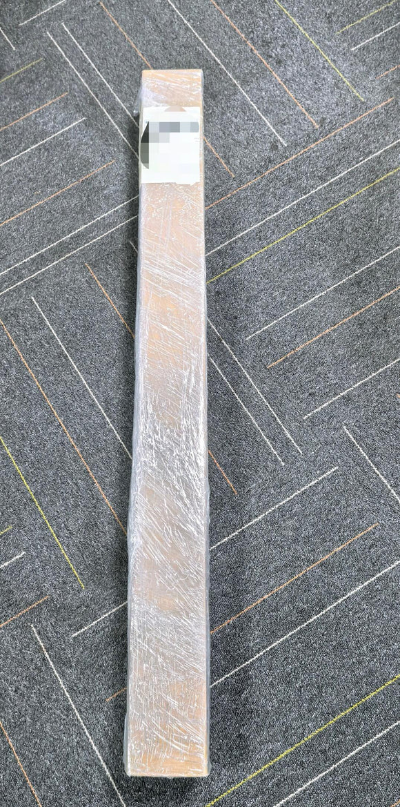 SPEAR100 LED Grow Light Bar - 100W, 2.7 pmol/J, IP65, Full Spectrum, Greenhouse Supplemental Bar Light | Cultiuana