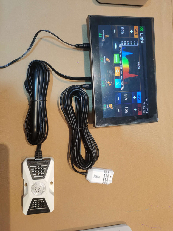 Smart LED Grow Light Controller with VPD & Climate Monitor