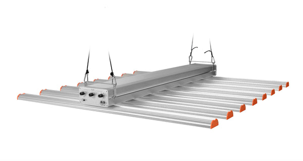 CT-700 PRO Full Spectrum LED Grow Light - 700 Watts, 3 Channels Adjustable, 5x5FT Coverage,  UV Control, Samsung Diodes | Cultiuana - 2